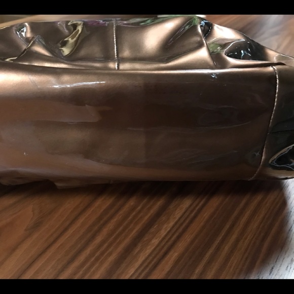 Vintage Coach Maggie Bag in Copper Patent Leather - Picture 6 of 8